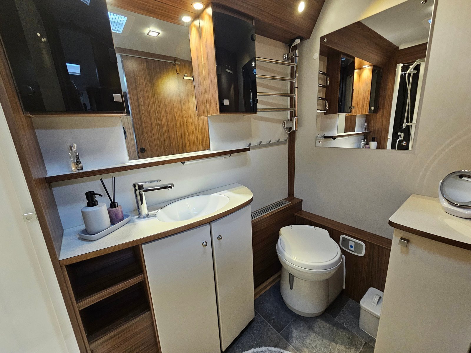 Caravane Customized Polar 730 – Image 5