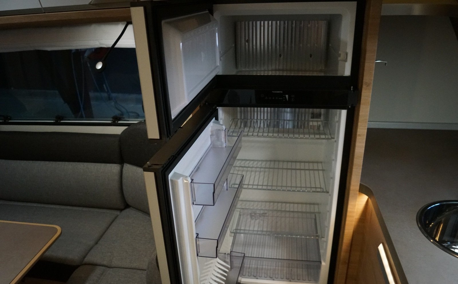 Caravane Knaus SÜDWIND 650 PXB – Image 17