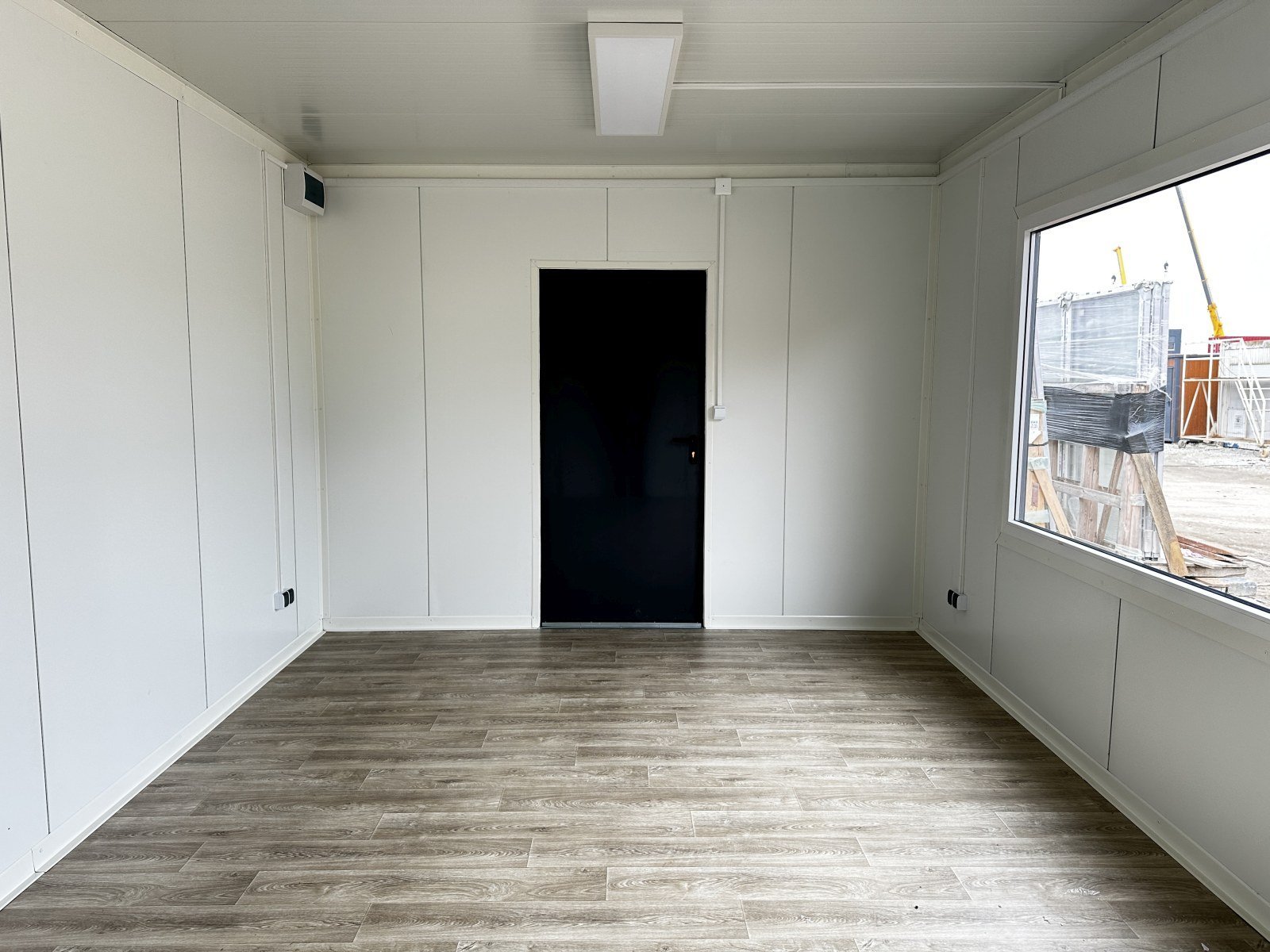 Conteneur pavillon commercial 3,5 x 5 espace ouvert + entrée latérale supplémentaire – Image 9