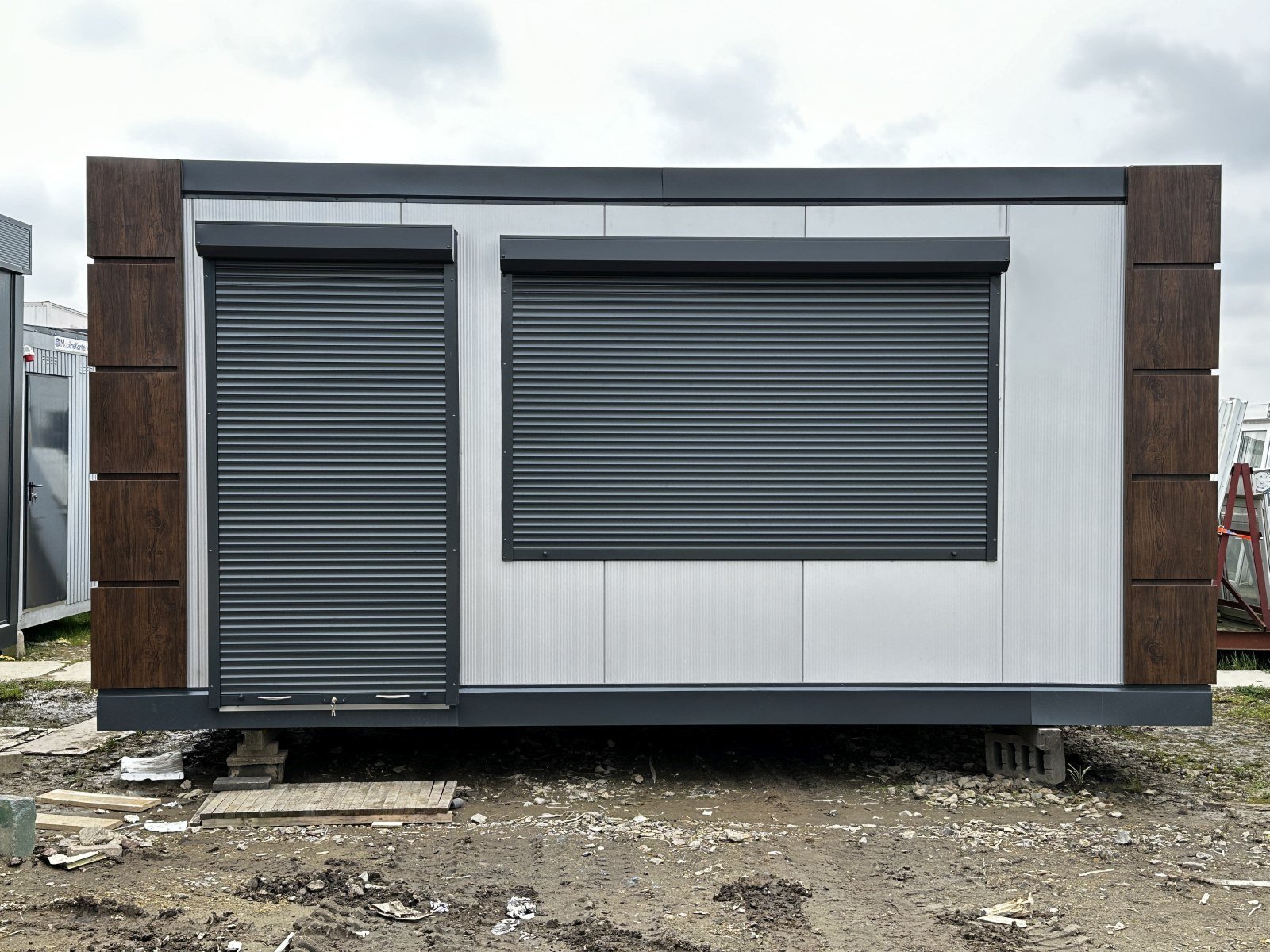 Conteneur pavillon commercial 3,5 x 5 espace ouvert + entrée latérale supplémentaire – Image 18
