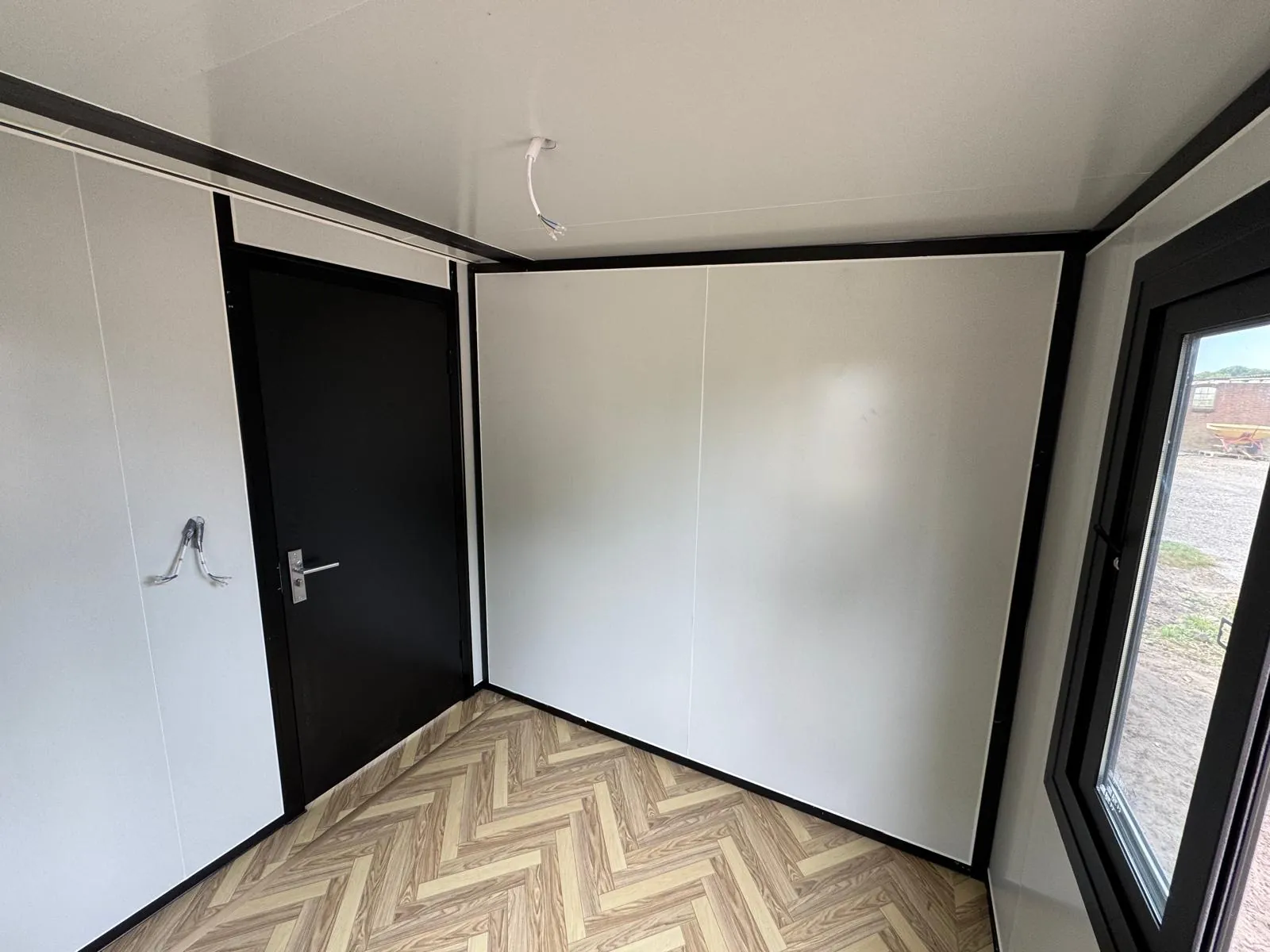 Conteneur maison 36,5 m², 2 chambres, salle de bain et cuisine – Image 14
