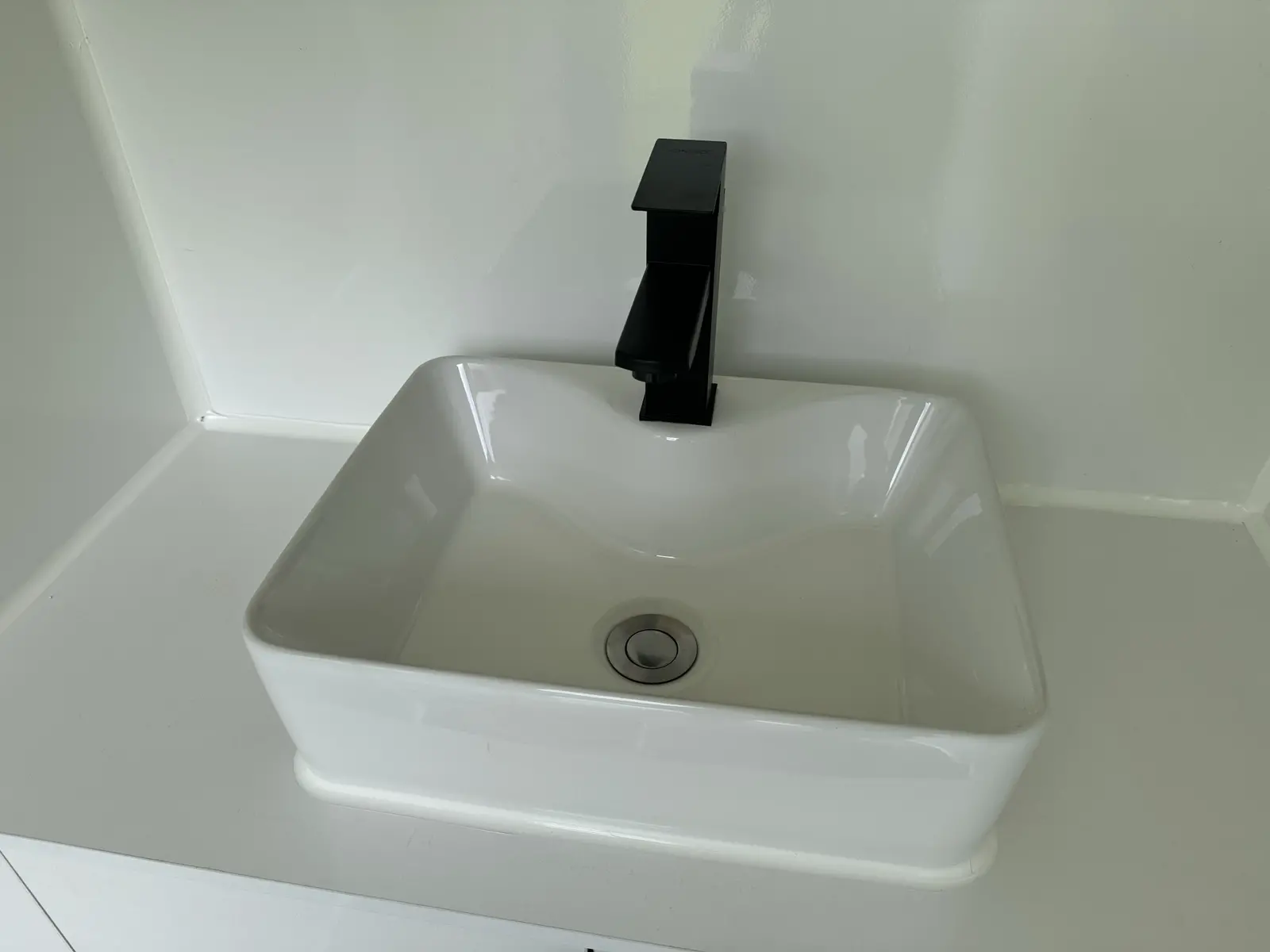 Remorque Sanitaire Toilettes 3956x1986x2784 – Image 24