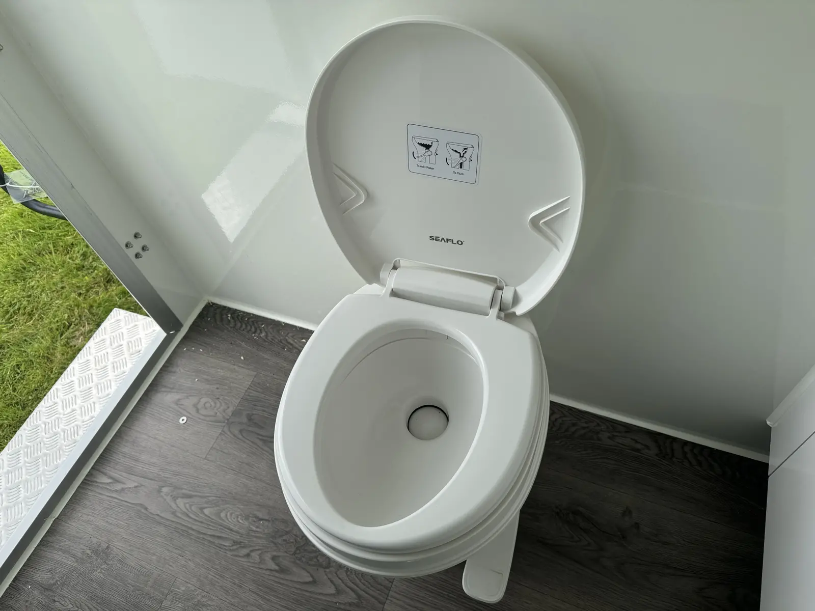 Remorque Sanitaire Toilettes 3956x1986x2784 – Image 26