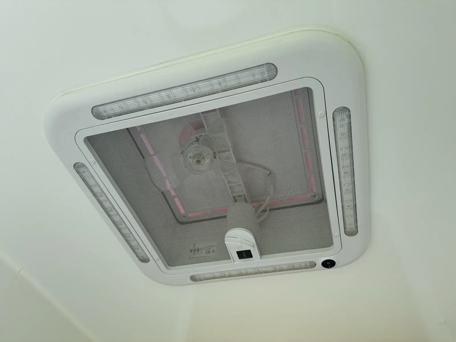 Remorque Sanitaire Toilettes 3956x1986x2784 – Image 28