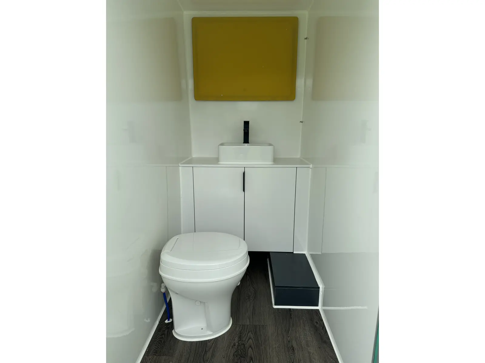 Remorque Sanitaire Toilettes 3956x1986x2784 – Image 9