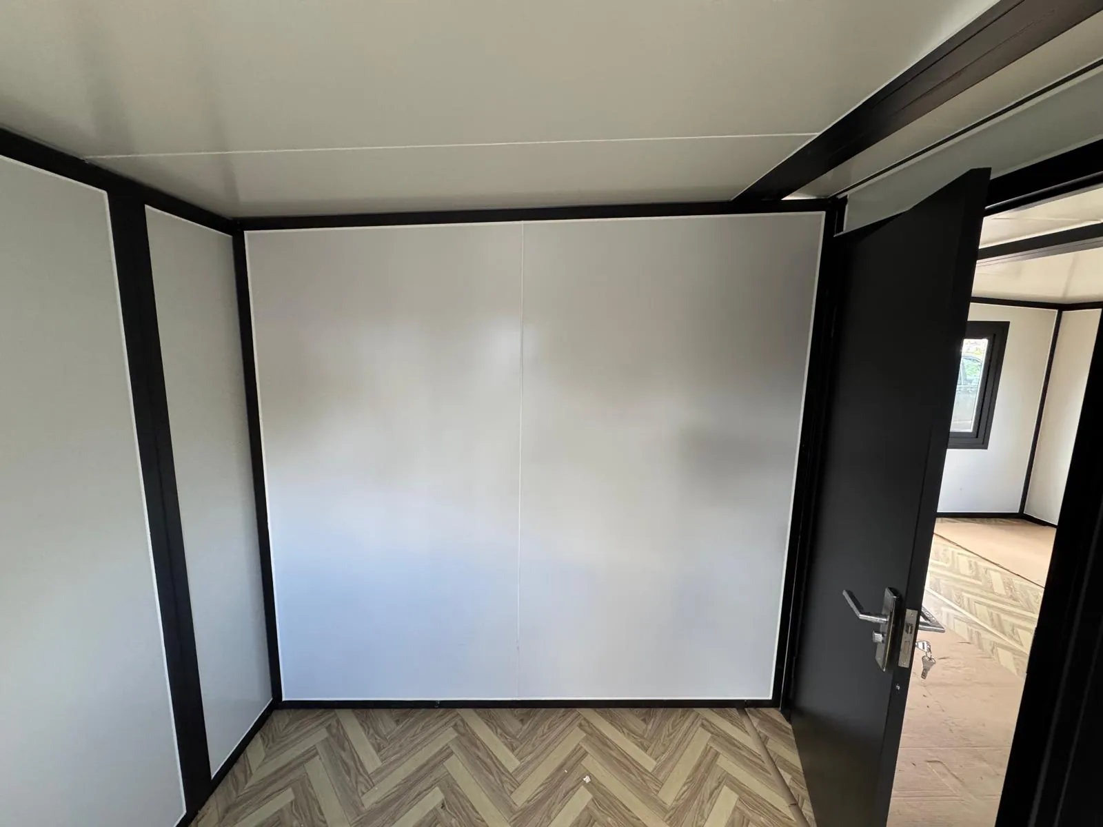 Conteneur maison 36,5 m², 2 chambres, salle de bain et cuisine – Image 10